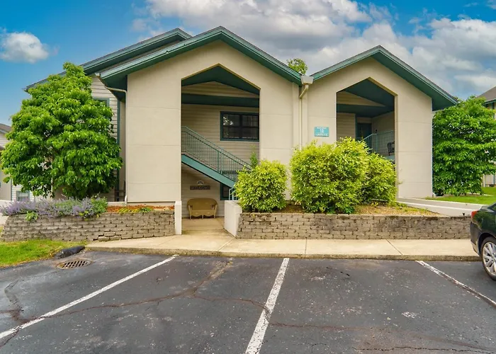 2 Bed Condo-The Greens At Thousand Hills-Coffee Bar